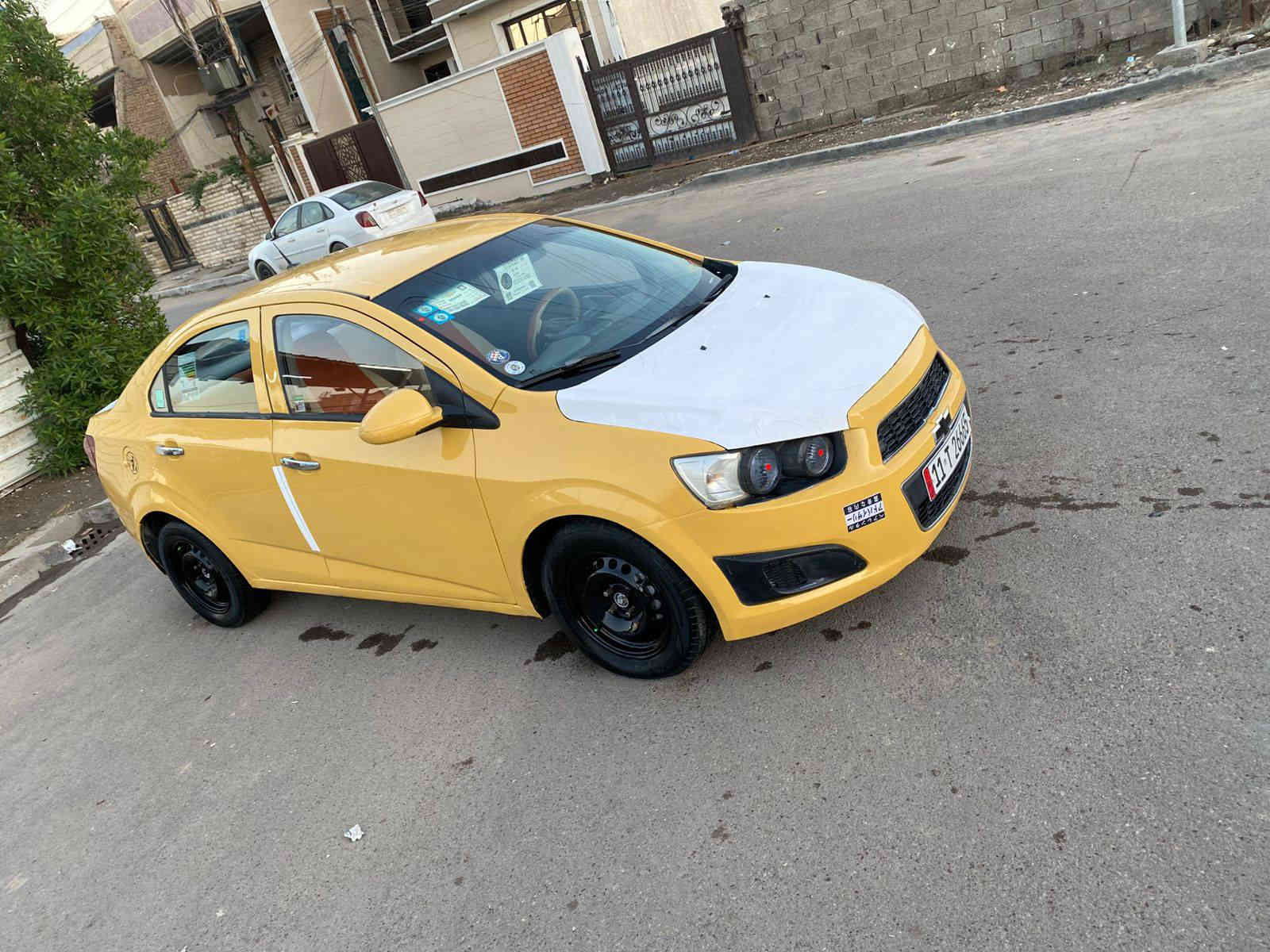 السلام عليكم
للبيع شوفرليت سونك 
موديل2012 وارد خليجي
مكينه1600 انسه الصرف
كير 5 نمر ميكانيكي
السياره عله وضع الشركه حتى المسجل بلادي 
صدر خير من الله
السياره كامله دوشمه ارضيه وكشنات
كهربائيات كله شغاله 
كلوب سيرفس ممشتغل بل سياره بيه طخه خفيفه بل جاملغ لمامي ومصلح نفسه بدون دواخل مكان السياره بغداد سعر 65 وبيه مجال قليل
وهذه رقمي***********
