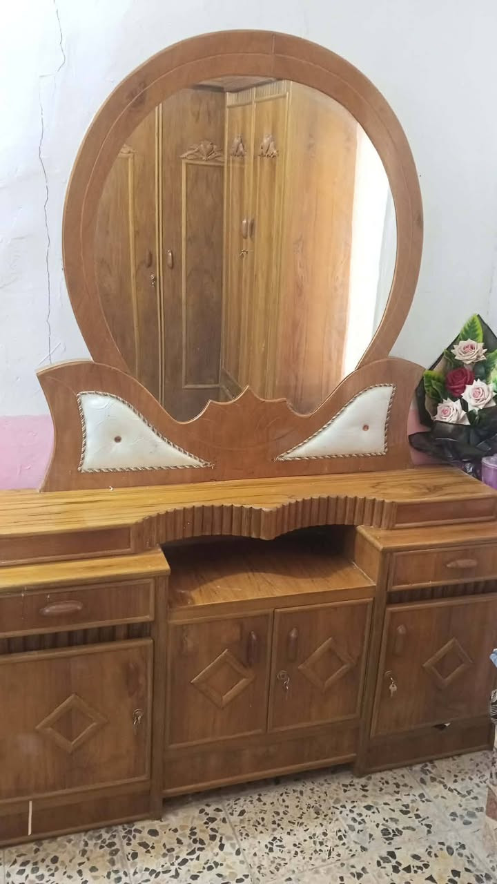 غرفة نوم جديدة مرتبة مابيها اي اضرار السعر 950 الف للتواصل واتساب 0776 796 1959فقط
