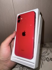 ايفون 11 العادي ذاكره 256  بطاريه 75  الجهاز بلادي كلشي مابي شرق اوسط ...