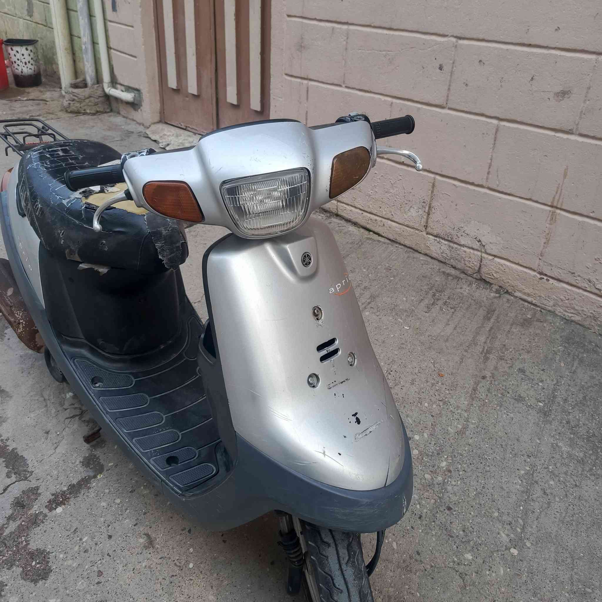 البيع  ماطور بوتين فول قفل اكسن مكينه شرط ما مفتوح بس قبغ هندر مفتوح ماطور ربع ما تصرف علي وايرمنيه شغال بس يعوز باتري 350بي مجال قليل مو شراي لا تعلق  استفسار عن الارقام ***********
***********
