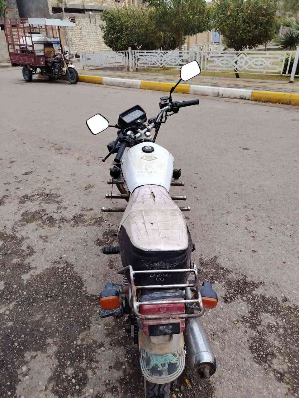 سلام عليكم موطور ايراني للبيع موديل 2017 بدون اوراق كهربائيات نص ونص محرك ماشاءالله عليه السعر 350 وبي مجال للاستفسار عل رقم *********** مكان الرمادي التأميم
