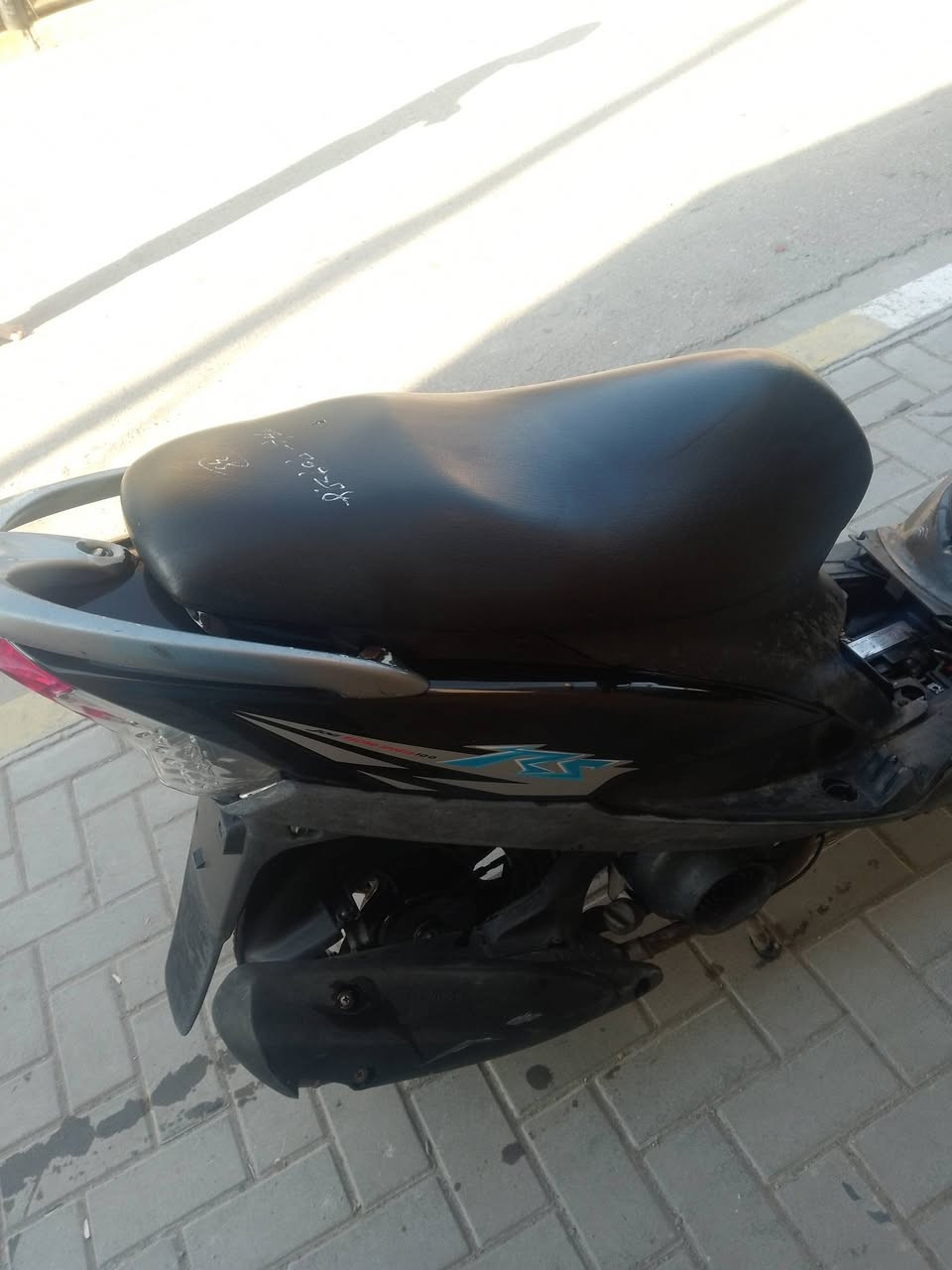 سلام عليكم شباب دراجه ماكس عدله بوشه 49بلادي كلشي شغال بيه ما مفتوحه كلشي بلادي بيه تجي تاخذه تفتر مصلحين كله اذا كلولك مفتوحه ترجعه سعر مليون وبيه مجال مكاني بصره حيانيه هاذ رقمي***********
