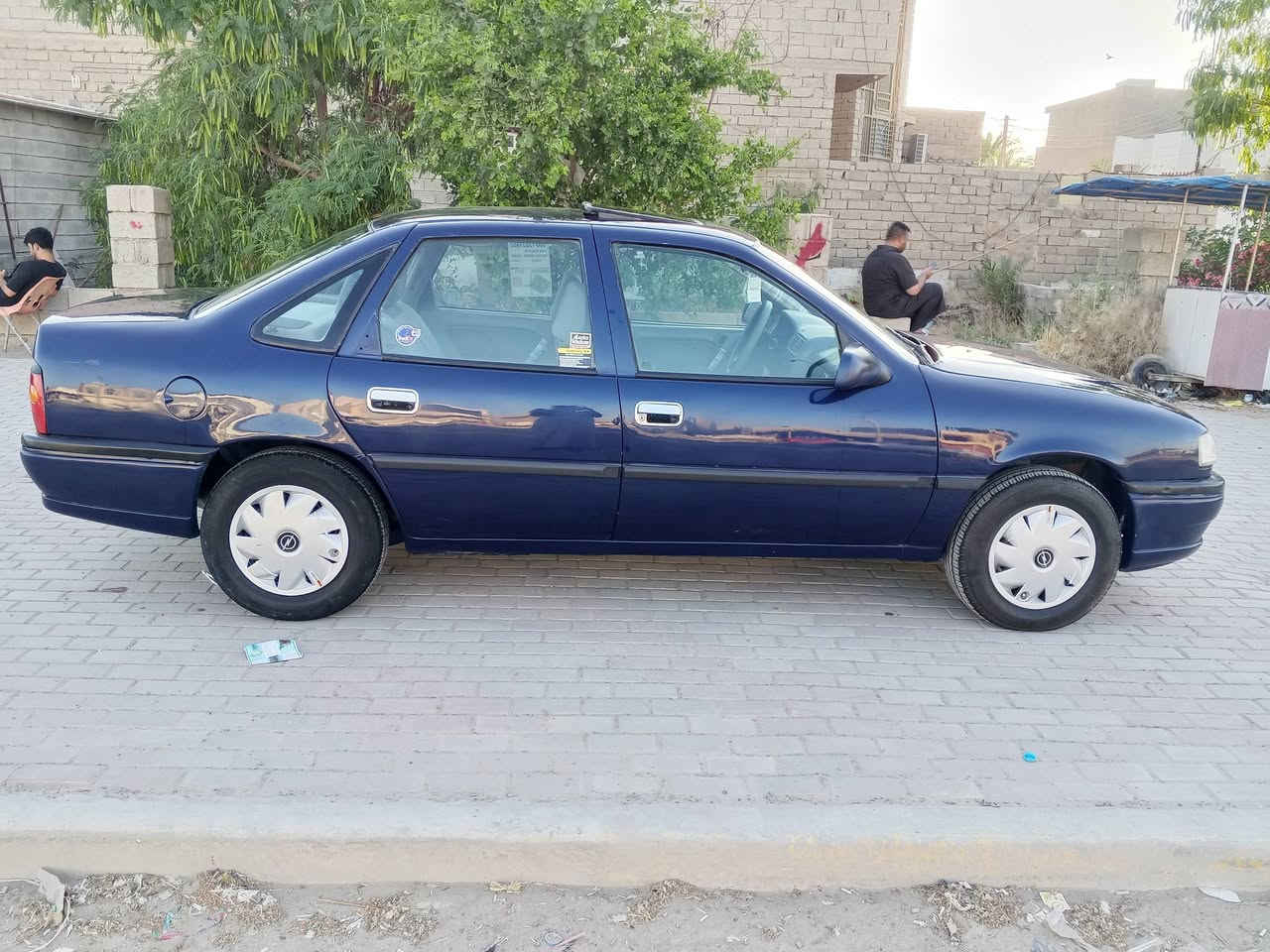 السلام عليكم للبيع وبل فكتره موديل 92 محرك 18 محر بي خيط تبخير مشروع وطني رقم بغداد كير وصدر كهربائيات كله بشرط السياره مصبوغه جماليه فقط من دون اي ضرر معروضه ب33 وبيها مجال السياره مكانهاسامراء *********** +***********
