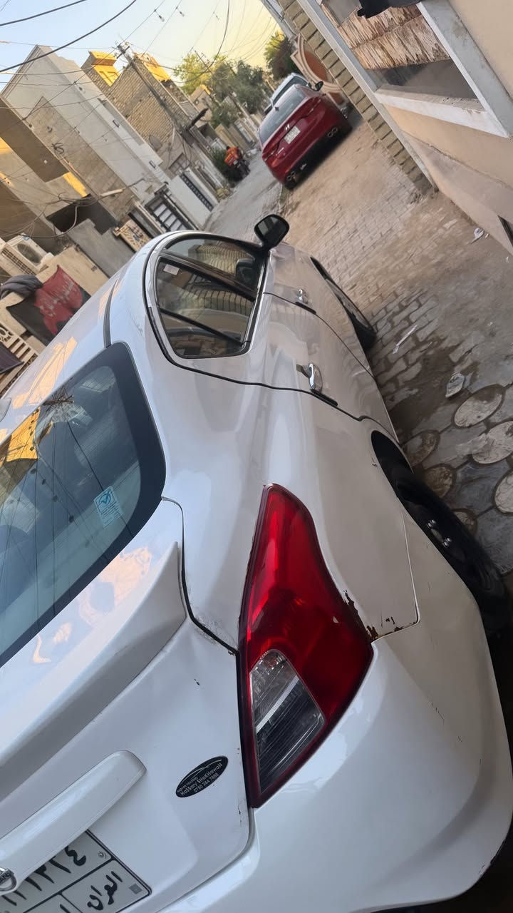 نيسان سني 2021
سياره كامله مكمله
بيها جاملغات الخلفيه بارد والصندوك
تخم تايرات جديد
دوشمه كامله للسياره لون جوزي واسود 
سياره مماشيه غير 45الف 
معروضه 104 وبيها مجال قليل
الواتساب 
*********** 
مامتواجد ع الفيس
