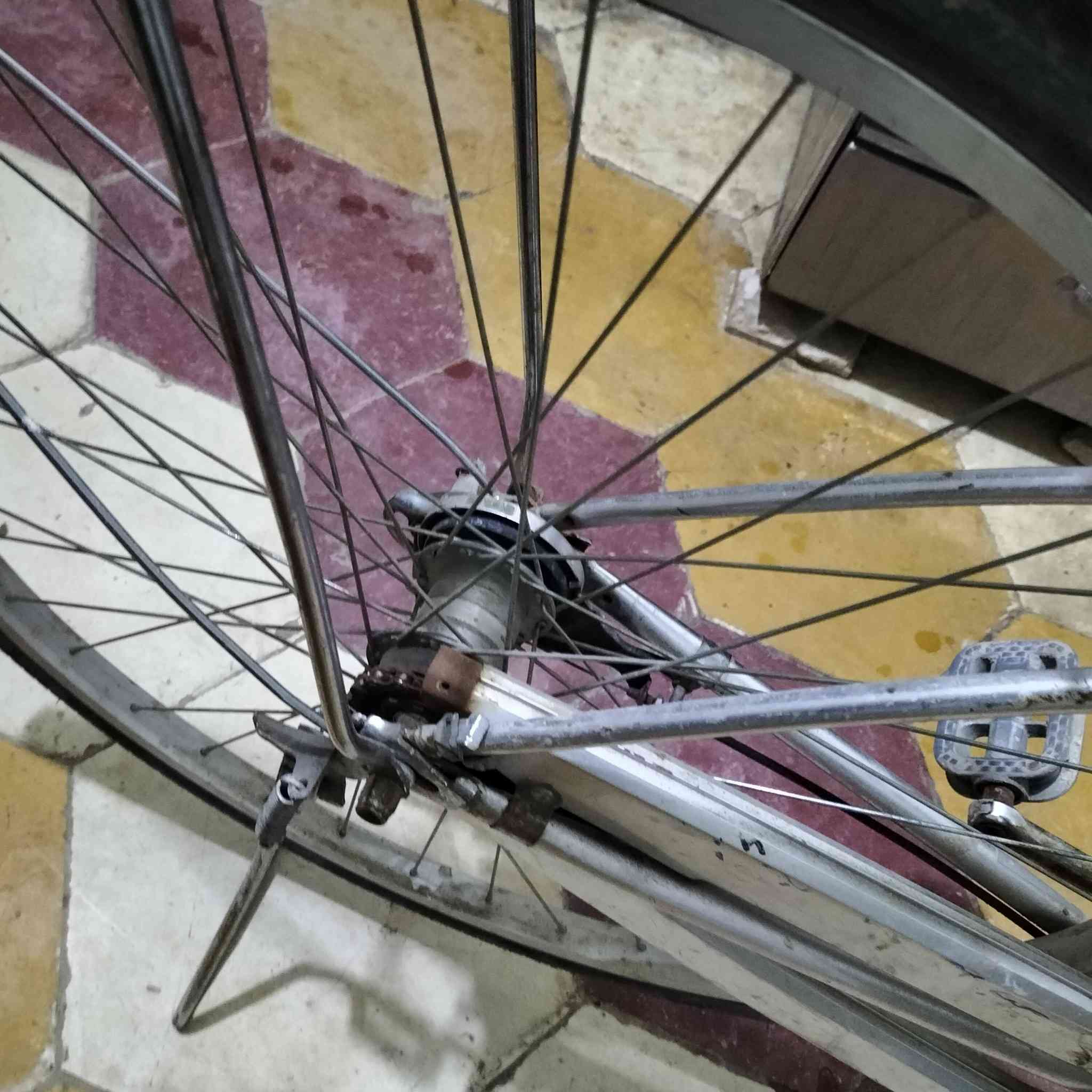 سلام عليكم
بايسكل للبيع السعر 90وبي مجال
المكان ناصريه اسكان الصناعي


**إذا كنت صاحب هذا الإعلان وتريد حذفه لأي سبب، رجاءا أرسل رسالة إلى الدعم الفني**