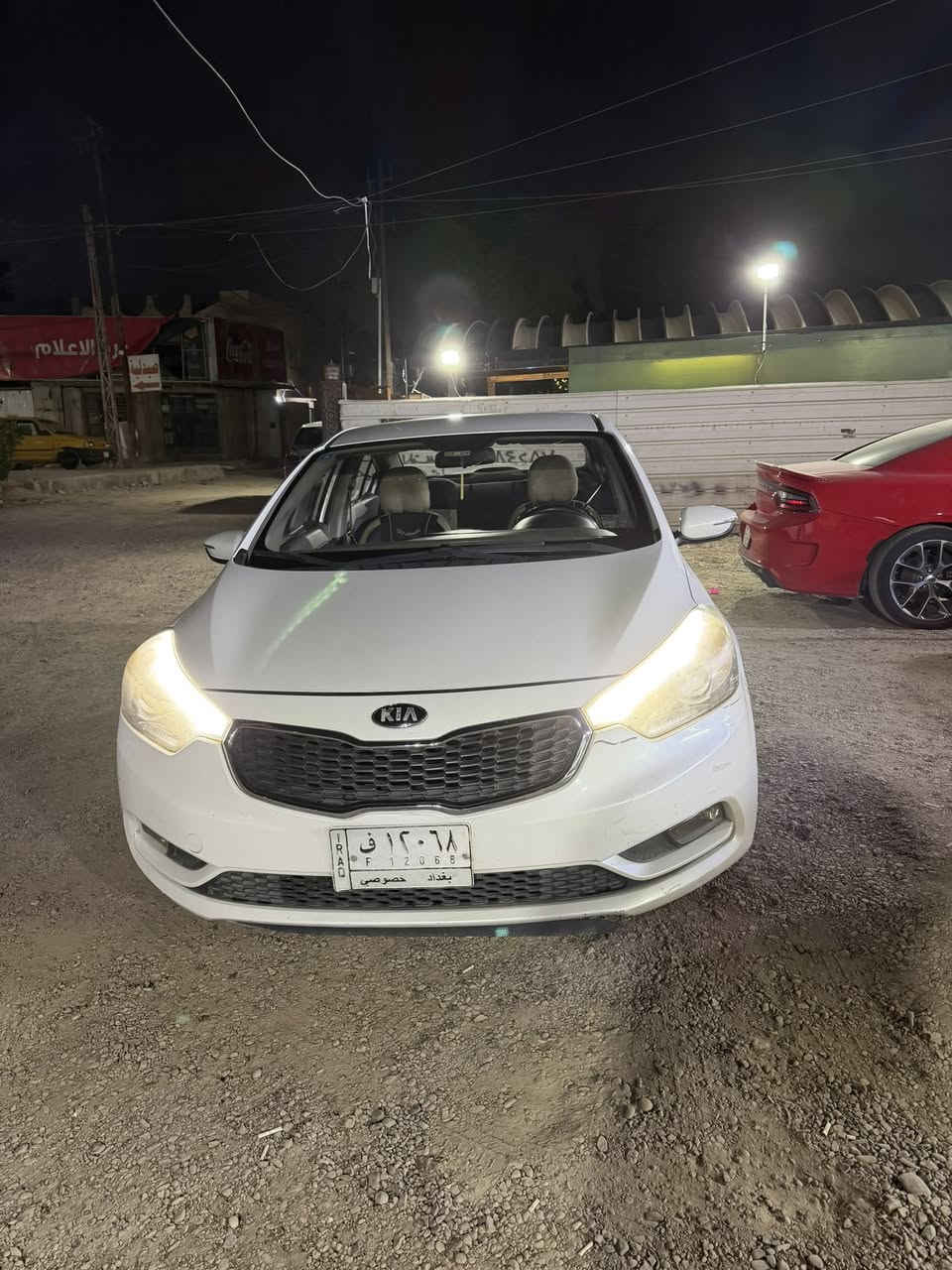 السلام وعليكم سيراتو 2016 مكينة 1600 خليجي مكفولة من الصبغ بيهة بعض الملاحضات موضحهن بالصور السيارة ماشية 190 كير مكينة كفالة مكانهة بغداد حي الاعلام سعرهة  115 وبيهة مجال بسيط   ***********
