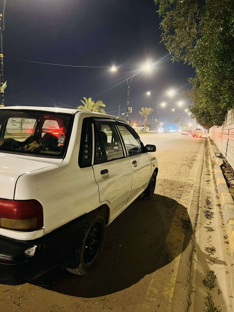 السلام عليكم سايبه 2011 خصوصي السياره كلشي ماعايزهه محرك جديد هستوني شاده الهه رقم انكليزي نجف سنويه جديده ب اسمي  نضافه كدامك تجي تكلب وتقتنع السعر 30 
***********
