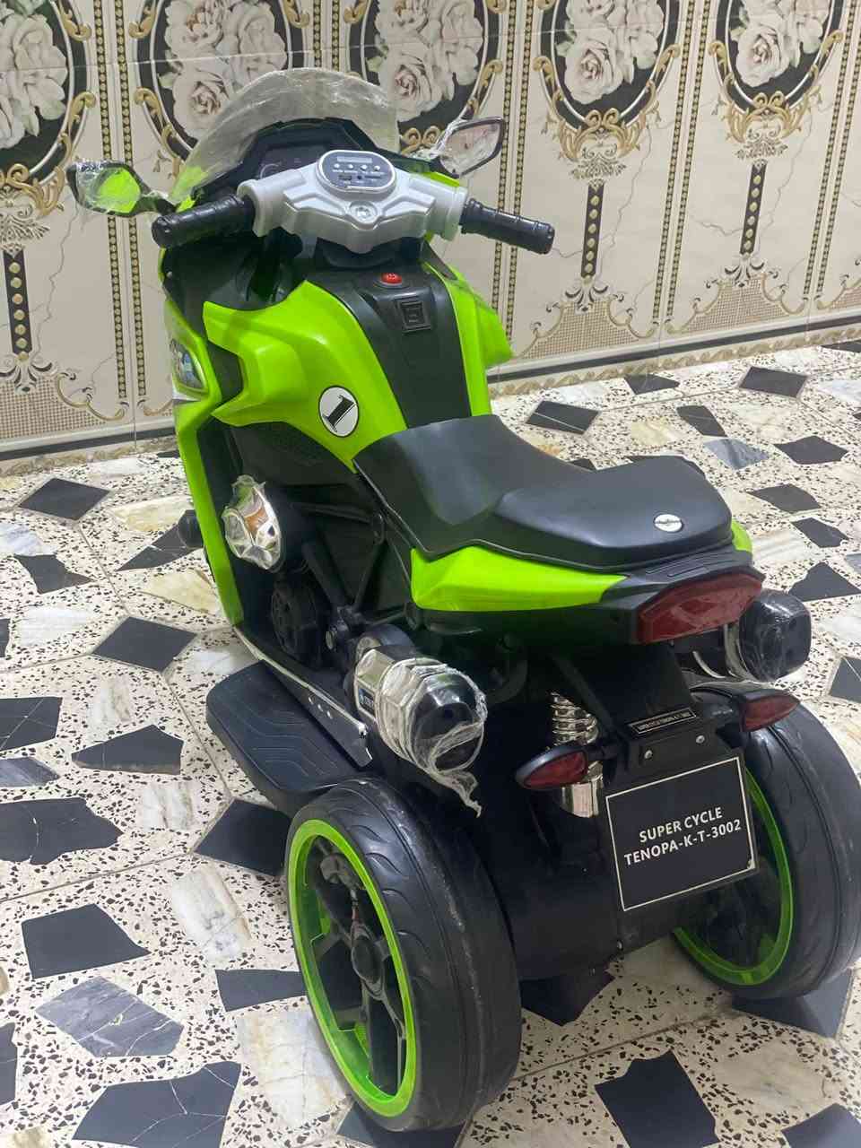 دراجة شحن للبيع جديدة استخدام شهر
السعر ١٠٠
العنوان بغداد مدينة الصدر


**إذا كنت صاحب هذا الإعلان وتريد حذفه لأي سبب، رجاءا أرسل رسالة إلى الدعم الفني**