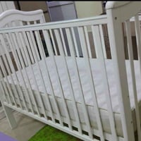 سرير أطفال • لحد ٥ سنوات • مع مندرة ومصدات