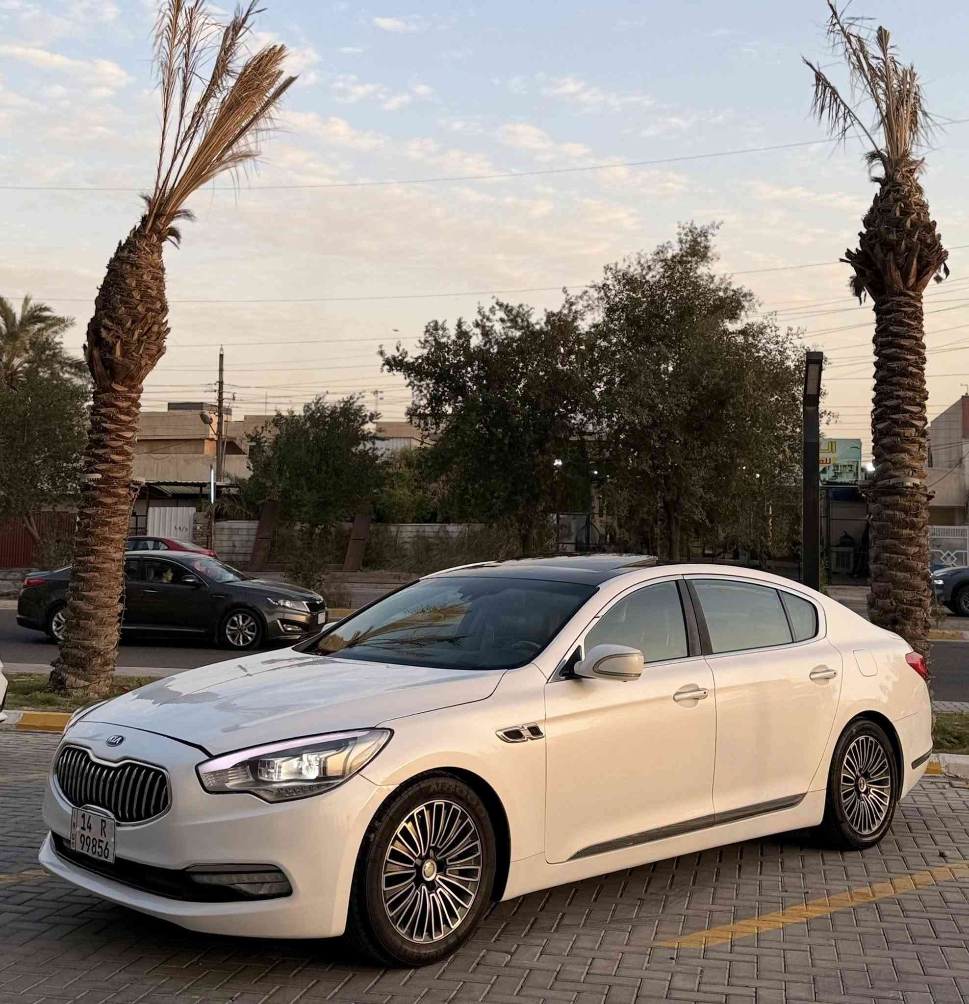 السلام عليكم
بيع مستعجل وبسعر بلاش ومناسب جدا جدا 
108 وبيها مجال بسيط حك الجية
وما أتوقع أكو هيج سعر ابدد 

كيا كوريس 2014 خليجي فئه أولى
مواصفات خنك للأخير 
محرك 3800 V6

رقم بصرة الدولي تحويل مباشر رقم الجديد

مكفولة من الصبغ 

مكاني بغداد حي الجهاد الشارقة 

للأتصال ***********
واتساب ***********
