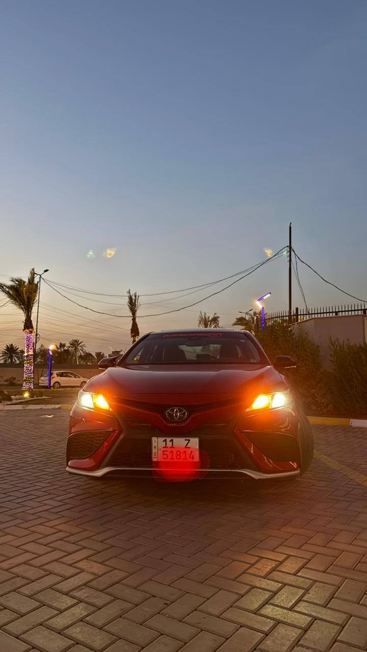 االسلام عليكم 
سياره كامري SE plus 
وارد أمريكي ع ايدي سياره من امريكه لحد الان يعني مالك واحد فقط وباسمي رقم بغداد  بانزين فقط سياره جديده وجاهزه عل وضع الشركه
الضرر قبق جنطه صبغ وجاملغ خلفي بارد باقي كفاله يعني السياره جديده صبغ قطعه وحده بس وبدون ايرباك وصور الحادث مرفقه بالمنشور
سياره جديده وشخط مابيها 
سياره محرك 2500 4 سلندر
سياره فتحه 
بصمه 
كشنات جلد تدفئه 
رادار امامي خلفي جانبي 
3 انضمه سبورت ونورمن وايكو 
مكان سياره بغداد  الكرخ السعر ٢٣٠ للاتصال ***********
