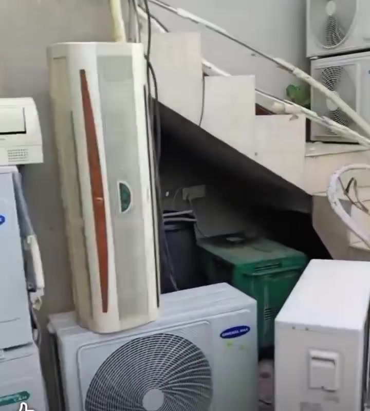 👈العنده سبالت ✅ 
او مكيفات عطلانه اخذهن بسعار خيالية واجيك لباب بيتك تعال خاص وتدلل ***********📞واتساب
