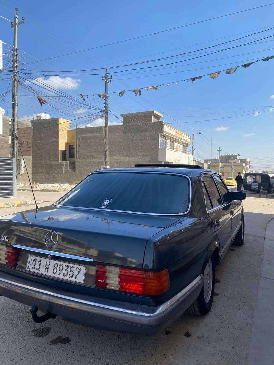 السلام عليكم مارسدس بلاديه للبيع
1988
رقم بغداد 

كشنات تدفئه  + جلد اسود 

كشنات كهرباء 

بردات سحب 

مكينه بلاديه جديده + كير جديد + منضومه جديده 

سلايت طكتين شغال 

سماعات سستم كامله شاد 

تخم صاج 

سبير جديد.

تخم تاير 

للمرواس ام عيون وشبح وبيبي شبح 

مكان بغداد  السعر ٧٨ وبيه مجال 

 ***********
