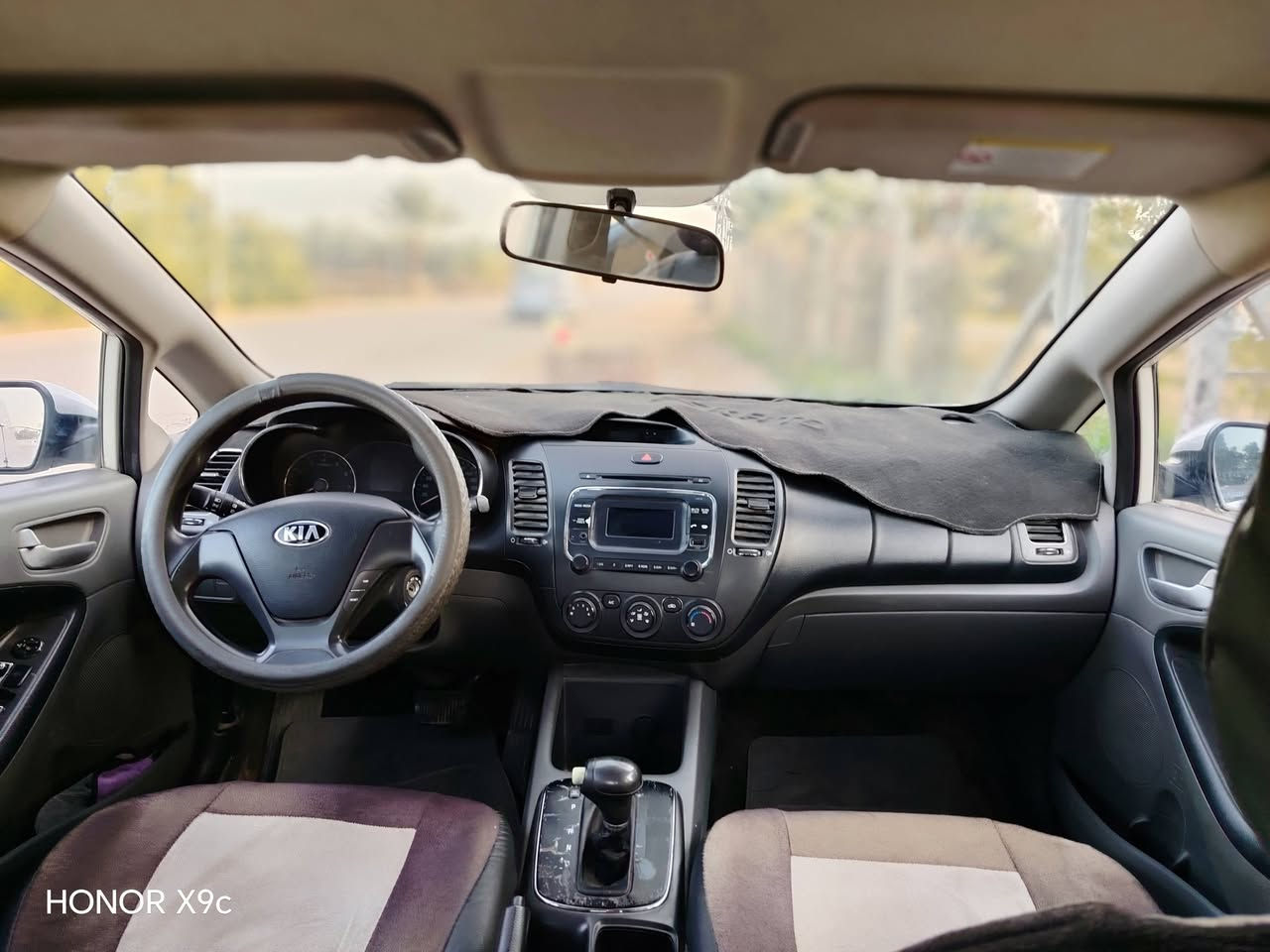 السلام عليكم كيا سيراتو موديل 17 سياره نضيفه وجديده طخه بالبنيد واضحه لاصقها  أربيل وكاله عامه / السعر 130 وبيه مجال مكان السيارة النجف كوفه  أخيك مو شراي لا تتصل ***********
