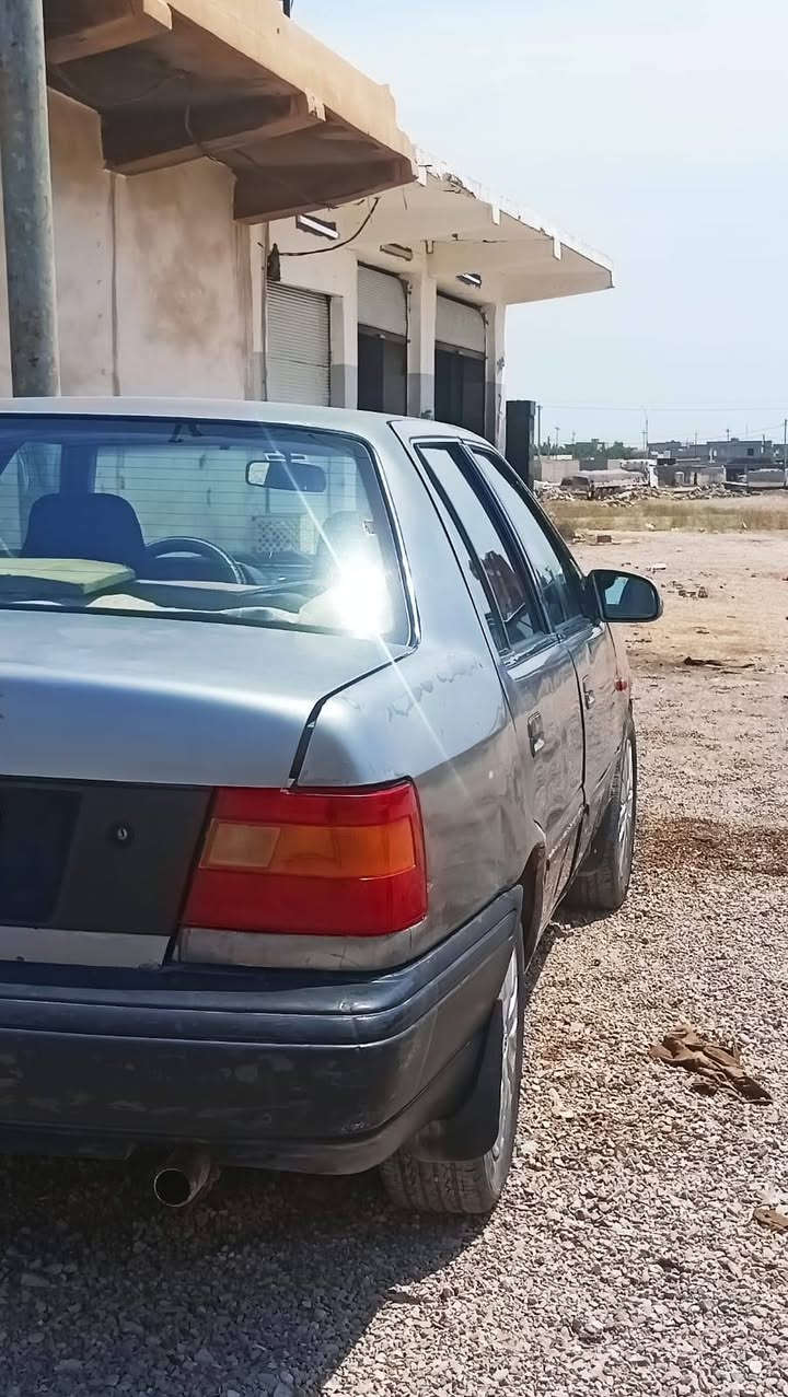 السلام عليكم   هونداي اكسله للبيع موديل 92 گير محرك شرط  صدر تايرات نص عمر كهربائيات شغاله  سنوية ساقطة من 19  العنوان  الحويجة السعر 20 وبيه مجال رقم الهاتف ***********
