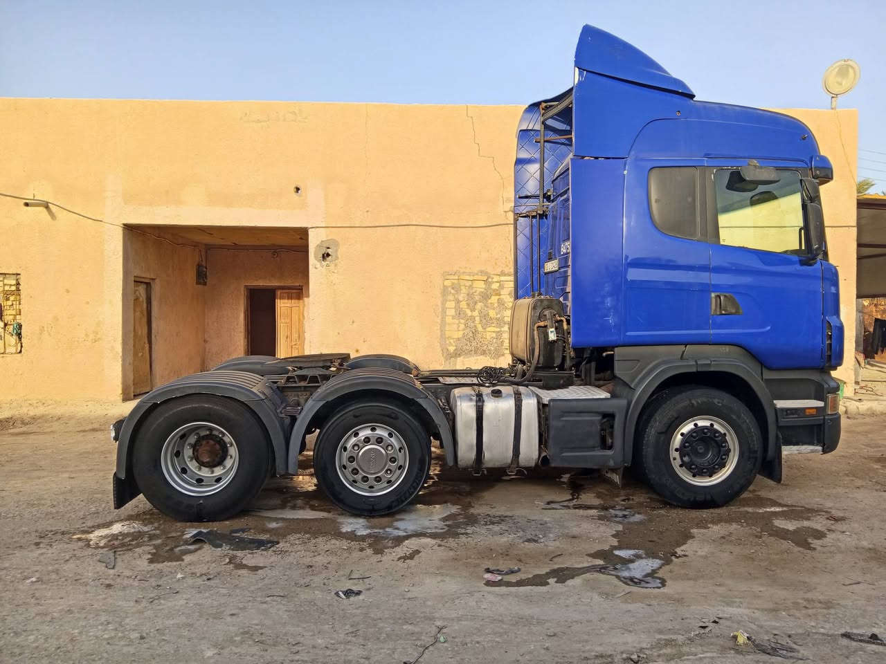 سكانيا مديل 2008سنكل فول جوبلس محرك انجكتر 420 رقم اربيل تحويل مكفوله كفاله عامه سياره جاهزه للعمل العنوان البصره السعر 290 وبيه مجال واي استفسار اتصل على ***********
