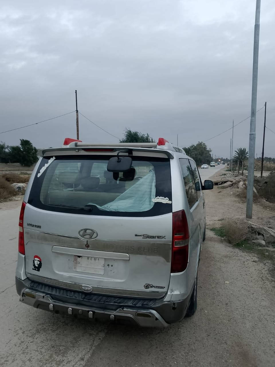 سلام عليكم 
ستاركس موديل 2009
رقم بغداد  بسمي السياره خير من الله  
مكفوله محرك مفتوح قبل شهر جفته نفض كله جديد وبم جديد 
غرفتها بلاديه تخم تاير  مال جناي السياره  صدرها نص عمره
تبريد فول 
عارضها ب 140وبيها مجال 
واذا اكو مراوس بنيسان ثليثيه زعره هم يرهم 
مكاني ابوغريب الحمدانيه  ***********هذا رقمي  وسونار موجود
