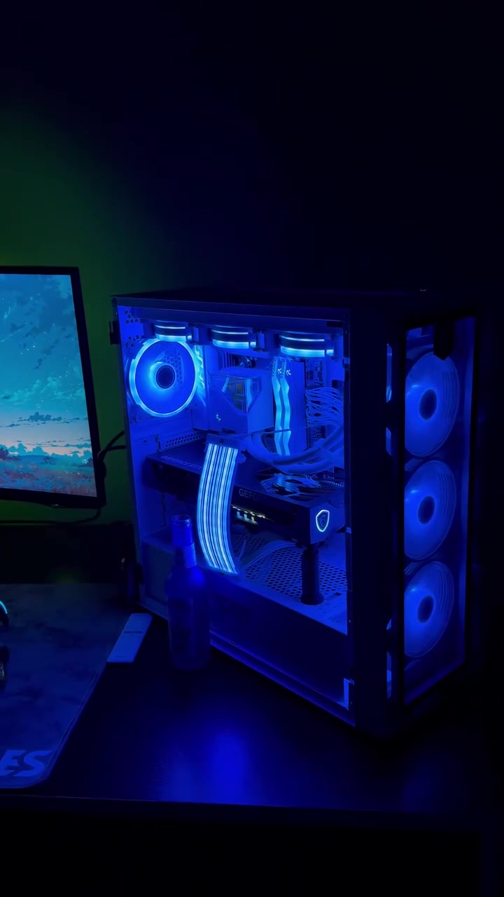 كيسCase Dark Flash DK431 White
مع 9 فانات + الهاب مالتهن السعر 80 الف

مع مبرد Deepcool LT720 White 360m السعر 145 الف

***********
