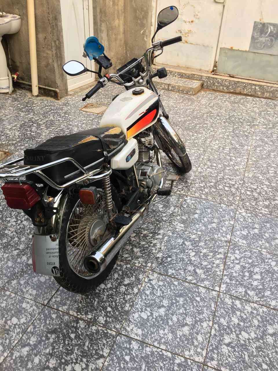 دراجه تايكر موديل 2019 اوراق اصولي 
للامانه الدراجه بيه ولفات على حسب قول المصلح بعد مادري 
سعر 350 وبيه مجال موشراي لاتعلق وتكسر بحلال العالم
للاتصال ***********
