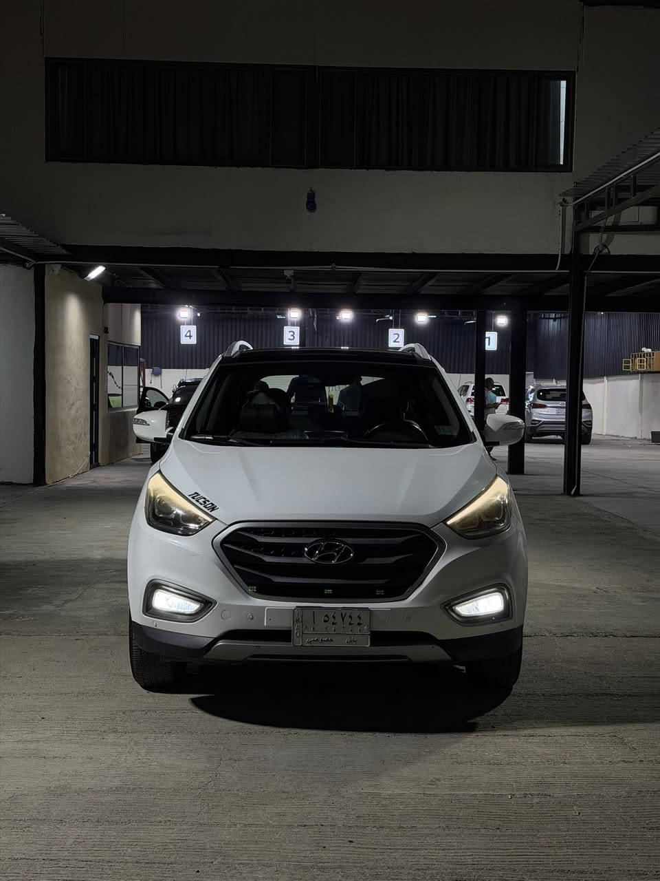 توسان 2014 خليجي مقدسه
رقم بابل تحويل ثاني اليوم 
مكفوله بدون صبغ 
بانوراما لايت زنون منضومه 
شاشه كامره حساسات 
تبريد جاهزة السياره
مكينة 2000 دوش المرغوب
تغليف كشنات وتغليف الارضيه مال جناي
*********** واتساب فقط
