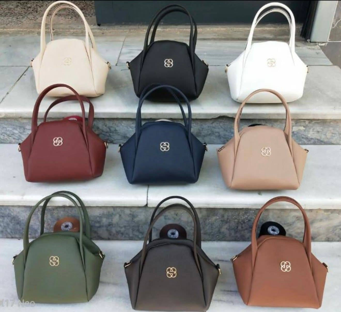 🍑 نعومة + أناقة = 
#حقائب 
 تركي درجه اولى 🌺 🦋 
#الســـــــــــعررر8وبس 

يوجد توصيل داخل المسيب استفسار خاص الفحص بوجود المندوب


**إذا كنت صاحب هذا الإعلان وتريد حذفه لأي سبب، رجاءا أرسل رسالة إلى الدعم الفني**