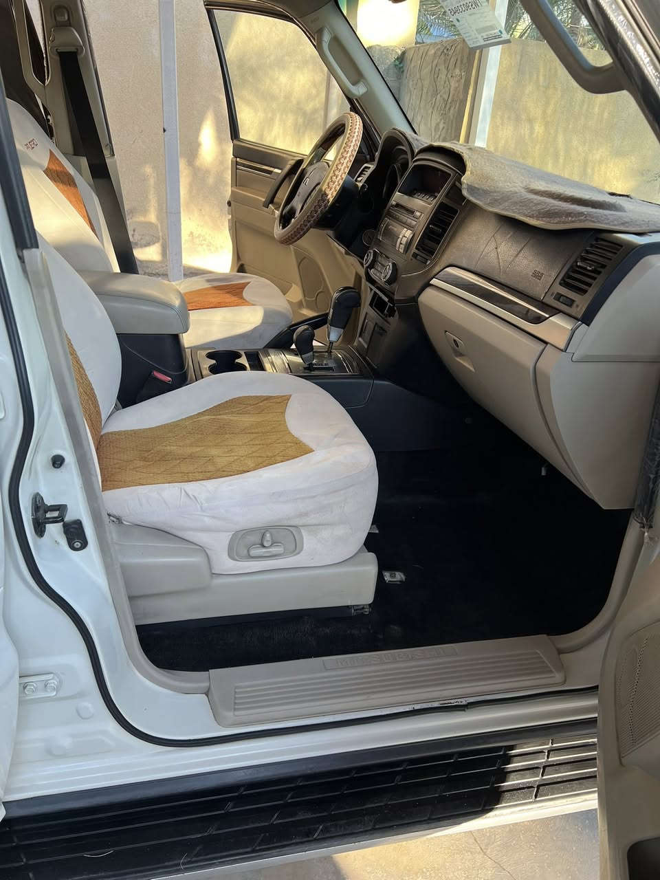 من رخصت الادمن المحترم
باجيرو للبيع موديل 10 حبتور رقم بغداد سنويه 27ماشيه 134

موصفات 

فتحه سقف 

تحكم جهتين

حاكيه

كشنات كهرباء

حساس امامي خلفي

كشنات جلد

7راكب

3قطع تبريد

حجم المحرك 3500 

حداديه جديده 

تخم تاير جديد 

مري شفط 

سياره جاهزه للخير شغل وتطلع اترايك وين ميعجبك 

سياره بيه صبغ يم قيق البانزين والباقي كفاله عامه من الفتح والبارد

معروضه 137وبيه مجال اي ستفسار اتصال ***********
