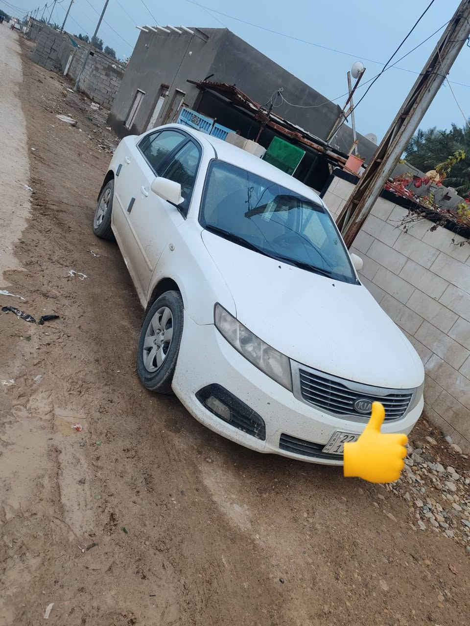 سلام عليكم ورحمه الله وبركاته
اوبتما مديل 2010مكفوله من الصبغ وجاهزه من كل النواحي مكينه كير ممفتوحات وظع شركة كهربائيات كلها شغاله شاشه اندرويد شادله تخم تاير جديد باتري جديد حداديه خلفي امامي شاده جديد موبز رقم اربيل الدولي سنويه ل30 وكاله تحويل ماكو شكال 
وكاله عامه بأسمي ماشيه 175السعر 125وبيه مجال مكان واسط اتصال على الرقم *********** السونار مرفق مع الصور
