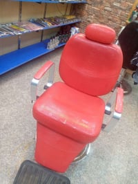 كرسي حلاقه • حجم كبير • النجف