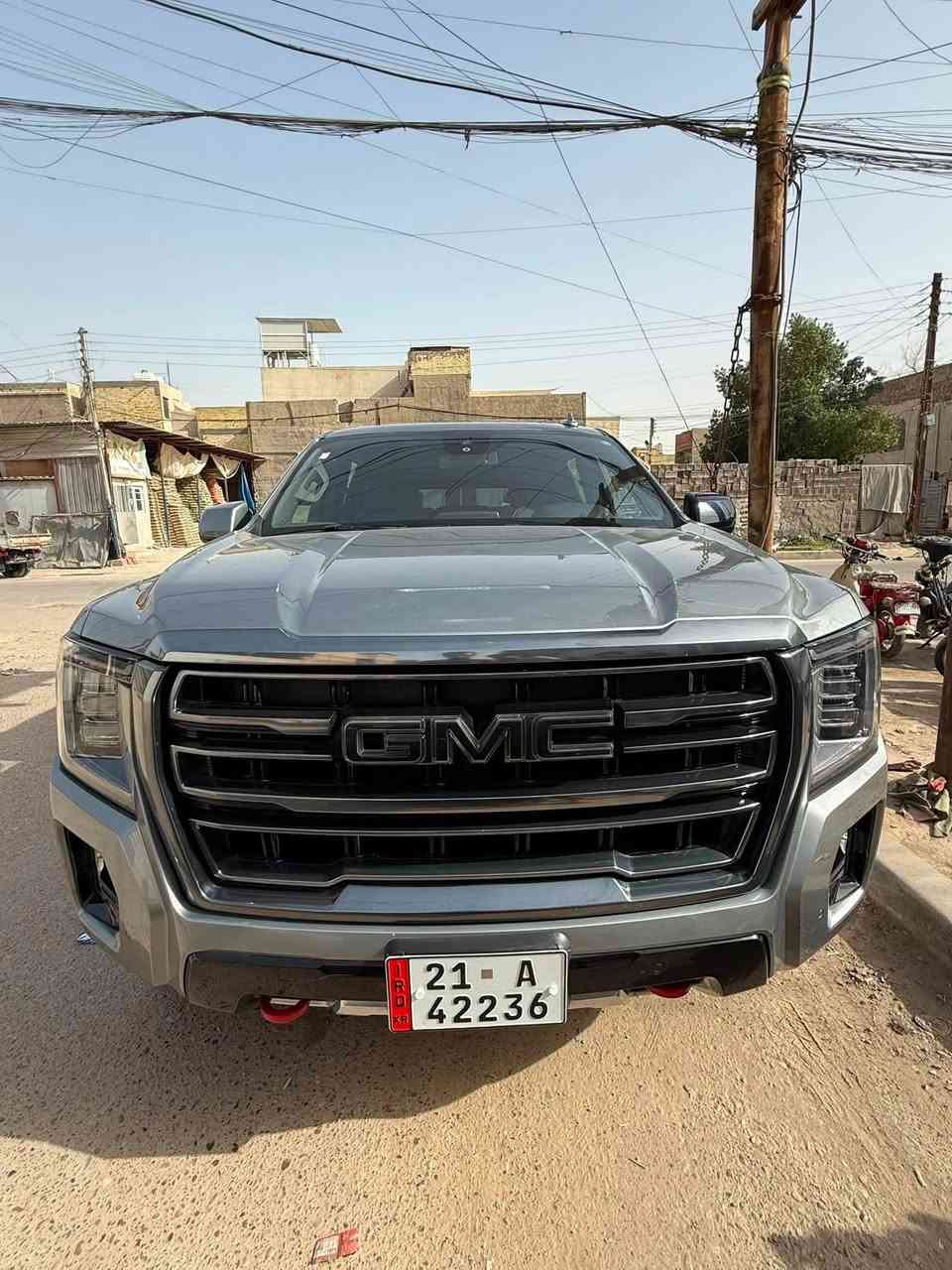 GMC
مواصفات AT4
سياره فول مواصفات معروفه مواصفات ال AT4
مكينه 5.3
سياره رقم سليمانية 
تحويل ثاني يوم 
سياره خير من الله اخت زيرو 
مثل ما موضح صور الحادث ب منشور 
مبدل بيها بابتين جهة الصدر بلادي نفس الون 
وجهة السايق كلها معدله ع بي دي ار 
سيارة قطرة صبغ مابيها 
سيارة ماشية 25 الف ميل 
كثر النشر بسبب الوعود الكاذبه

سعر السيارة 380 ورقه وبيها مجال 
مستعجل ع بيعتها 
رقم الهاتف ***********
