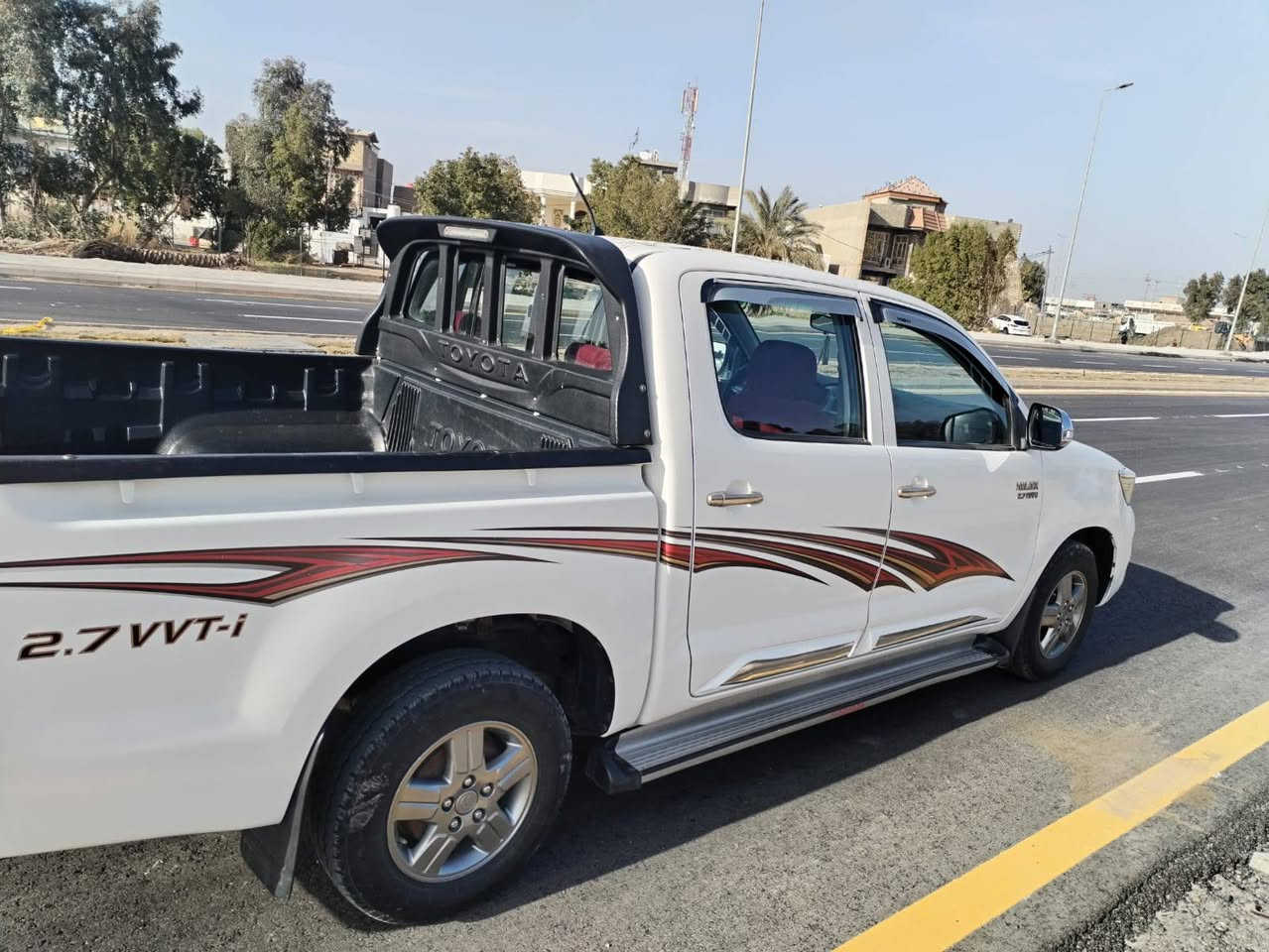 2014 كويتي الضرر ضربة جاملغ وشبر ب البنيد بدون دواخل 
مكينه كير  خير من الله 
رقم واسط ب اسمي  شرط التحويل  
اتصال ***********. السعر  ٢٠٥  بيها مجال حق الجيه
