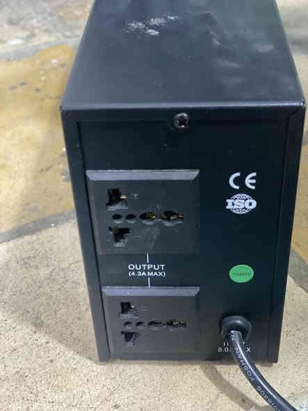 سلام عليكم بلي 4 نص تيره لوك ستيكر سعر 220 مع يوبي اس 850 السعر 30 الف مكاني بغداد الشعله ***********
