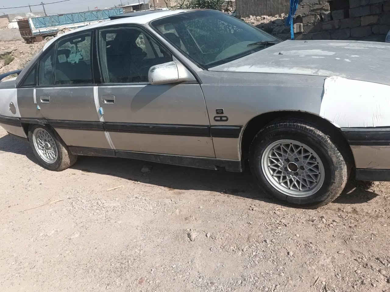 سلام عليكم موديل 93باسمي رقم بغداد كير اوتو محرك 20بلادية مكاني بغداد ***********
