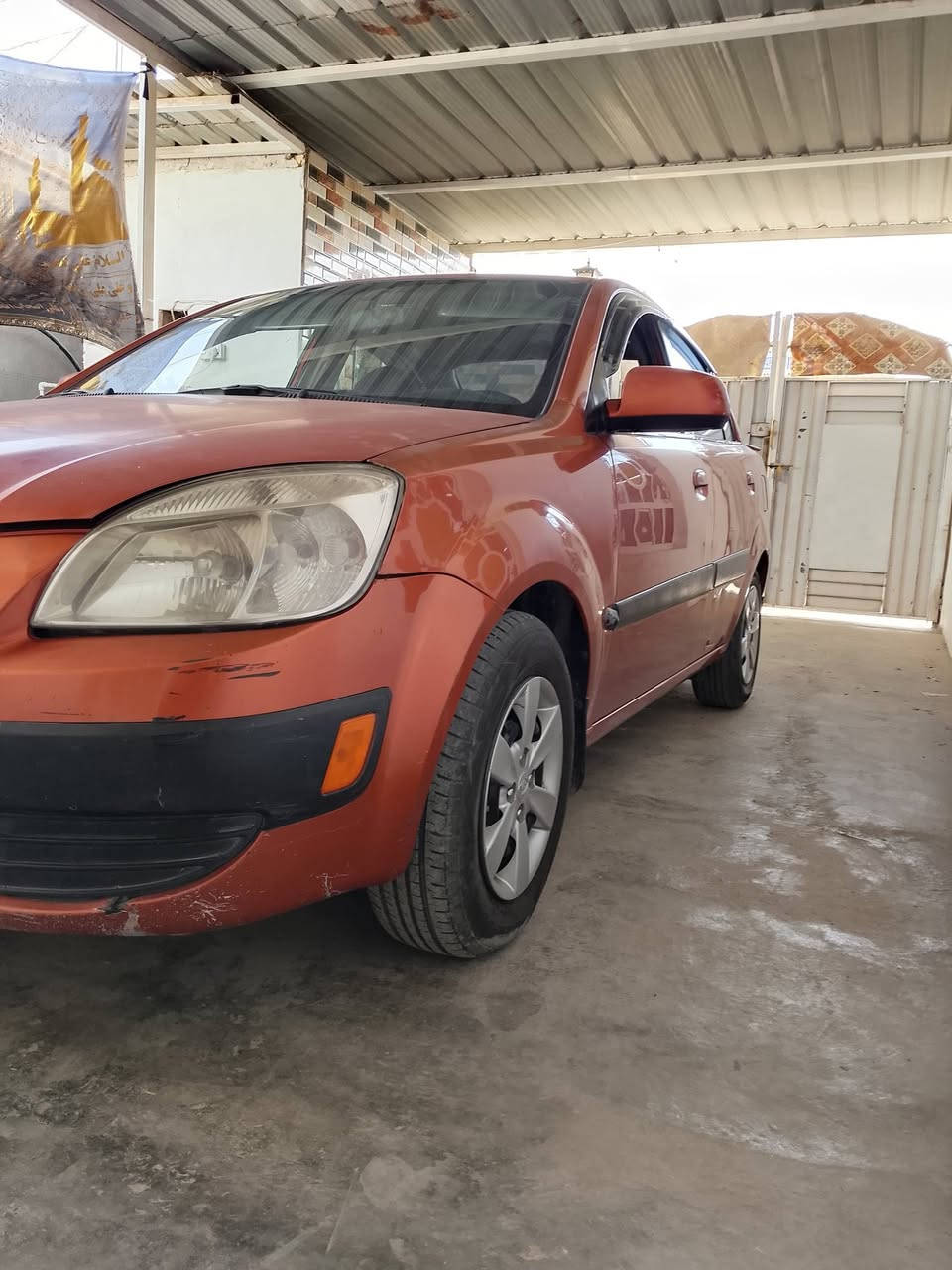 كيا ريو 2008رقم بغداد تحويل مباشر وارد امريكي 
محرك 1600 
كير اوتماتيك
كير محرك  تبريد  شغالات صدر جديد تخم تاير
سياره جاهزه نصبه  احلى من الصور بيه جراد قليل بل بنيد سياره بلاديه مامصبوغه 
سعرها 76$بيها مجال شي بسيط 
مكاني بغداد الكاظميه 
***********
