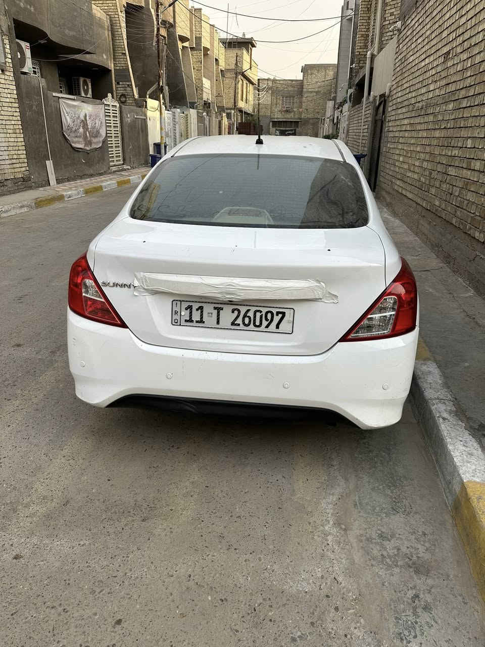 سلام عليكم نيسان سني هندي ابو البليته زركة موديل 2019 ماشيه 82سياره نظيف كلش سياره مال البيت جواه تخم تايرات صار سبوع من شديته  و صدر كامل هم صار سبوع من شديته يعني سياره جهازه من كلشي مكان سياره بغداد البلديات 
رقم ***********
سعر110بيه مجال
