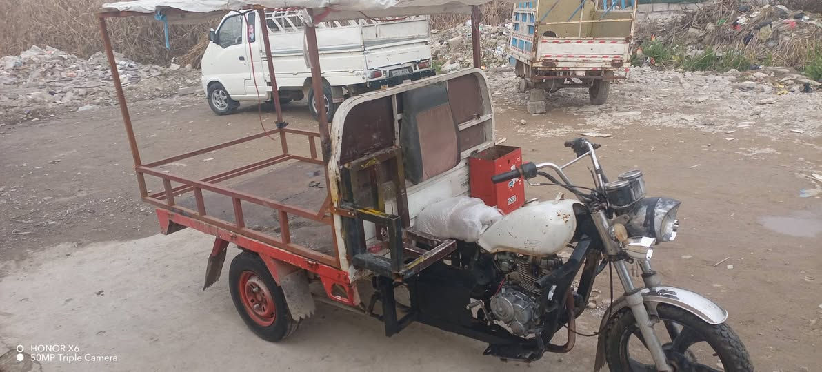 السلام عليكم ستوته للبيع 2017 المحرك 2019 محرك شرط شاصي شرط ستوته جاهزه سعر 600 قفلها صفائح بيها***********
