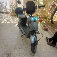 ماطور شحن للبيع شركة الوطنيه  باتريات 5 كلهن جدد شرط بيهن وحدن من شركة...
