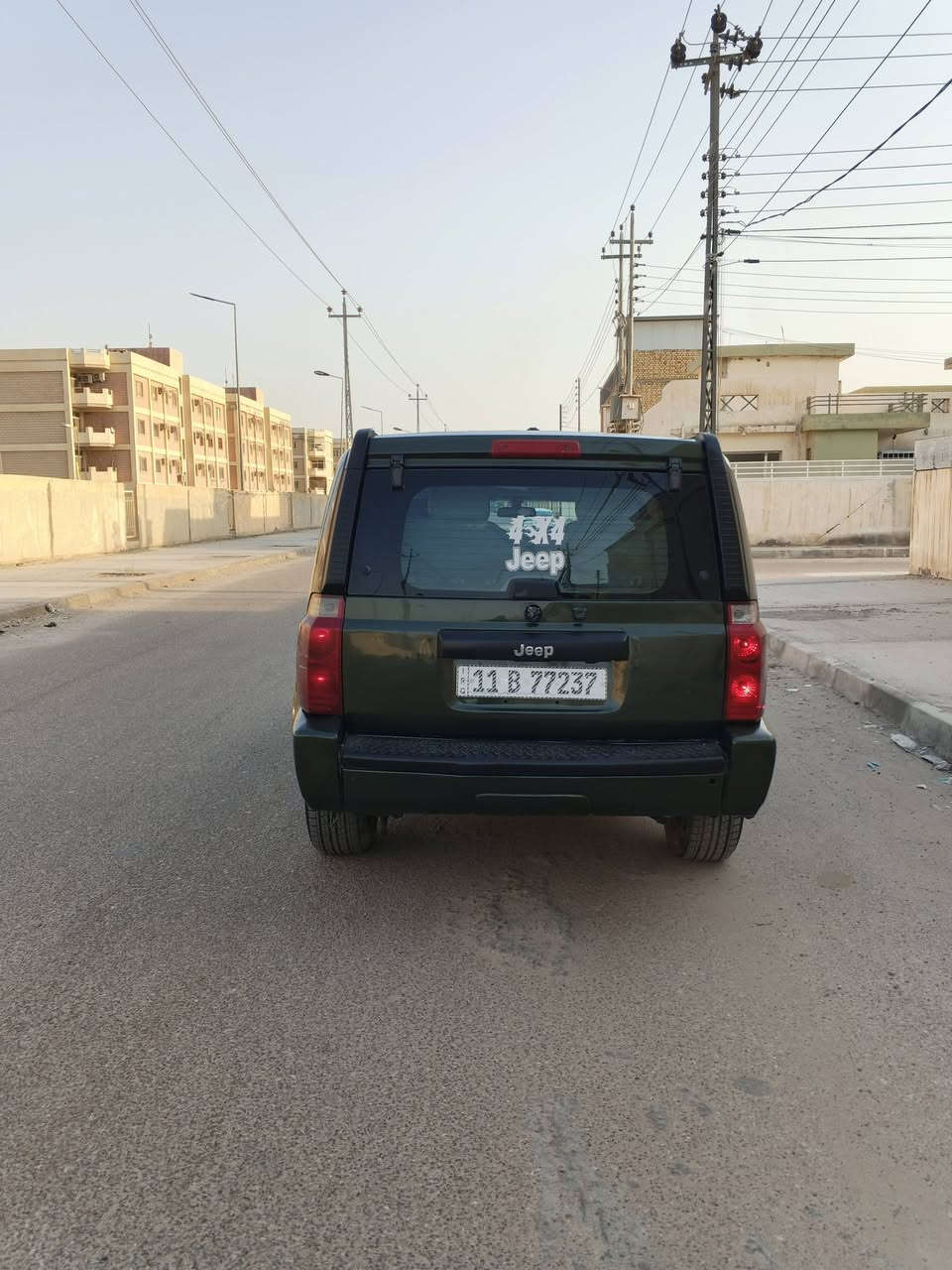 سياره جيب كوماندر مديل 2007 وارد امريكي حادثه جاملغ وبنيد مبدلات بدون دواخل سياره مصبوغه عام للجماليه مكفوله من الضربه القويه والكلبه والكص والخياس والعيب الشرعي مكينه وكير مكفولات 
مواصفاتها 
كشنات كهربائي 
ويل كب 
3فتحات بلقماره 
تبريد 3قطع 
7راكب
مكينه 6سلندر 3700
كير اتوماتيك+عادي رياضي 
حداديه 80%
ماشيه 240KM
سياره جاهزه رقم بغداد انكليزي سنويه ل30مشروع وطني تحويل ثاني يوم سعره 68 مكانه ذي قار المركز 
***********
