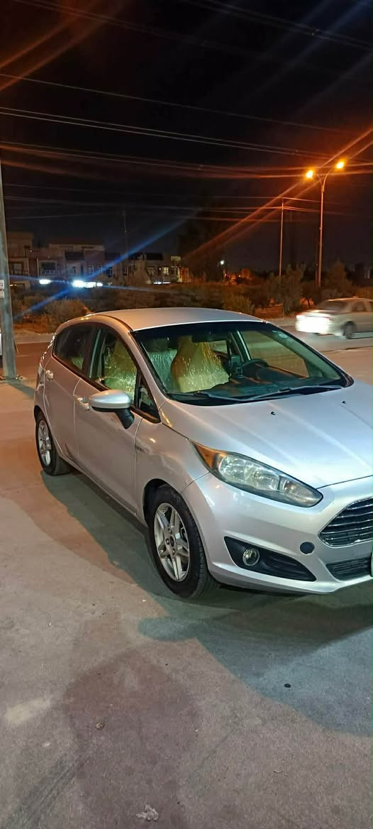 فورد فيستا ٢٠١٩
سيارة محرك كير بشرت مامفتوع
٢ قتحة سبغ بدون دواخل
ارباك بس ستيرن تاك
سيارة ماشي ٨٠
فول فول موسفات 

***********
وتساب أربيل, العراق
