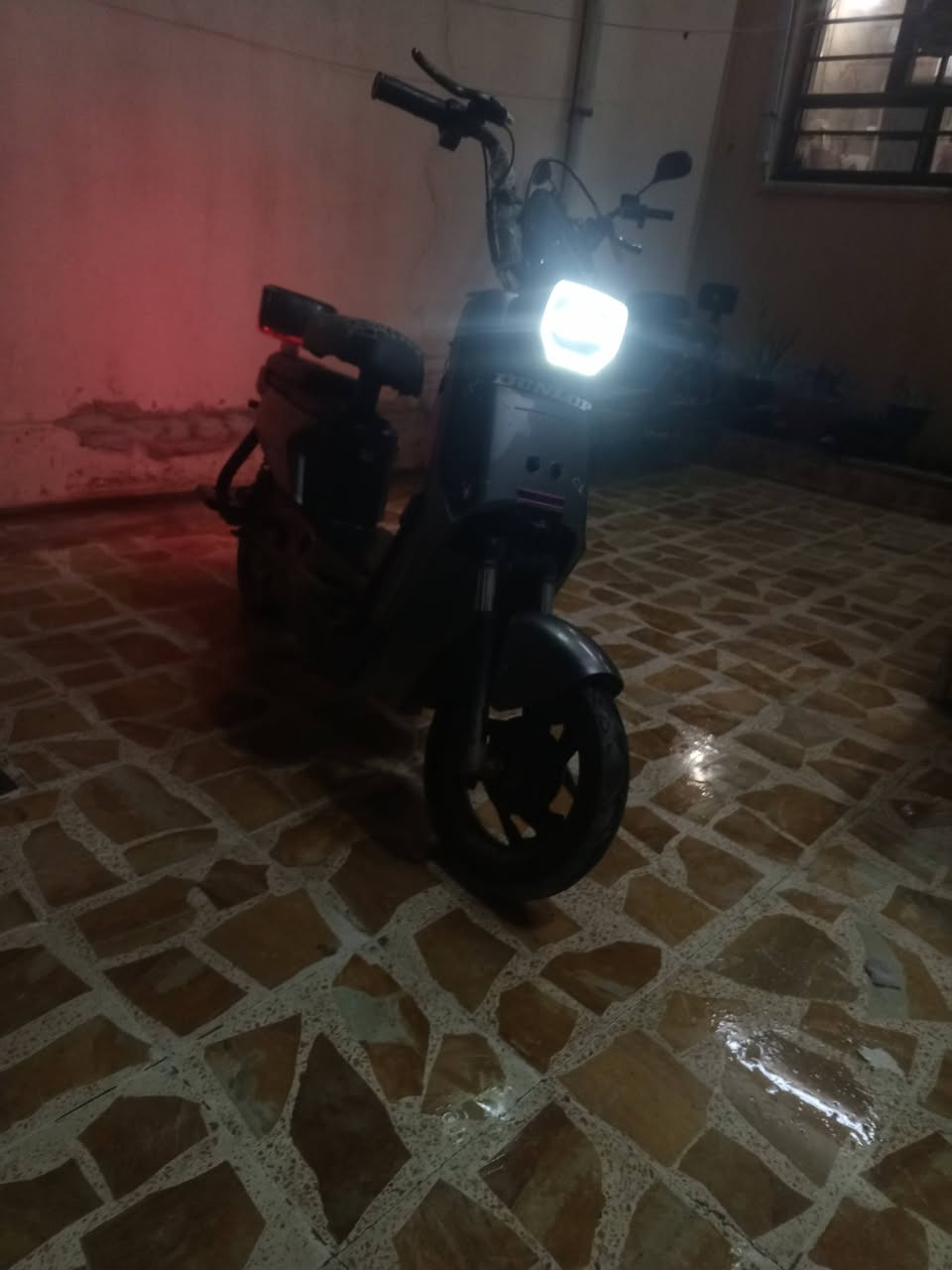 سلام عليكم ماطور شحن حجم 14 للبيع
لايت زينون شغال
هورن شغال
اشير شغاله
كلشي مابي نضيف 
بس مثل ماجاي اشوف المقعد بس هاذي
والباقي شغال فول
سويج بصمه 
شاحنه شغاله ويكفيك 5ساعاات علمايخلص الشحن
5بطاريات
السعر150وبي مجال حك جيتك 
مكاني موصل ايسر


**إذا كنت صاحب هذا الإعلان وتريد حذفه لأي سبب، رجاءا أرسل رسالة إلى الدعم الفني**