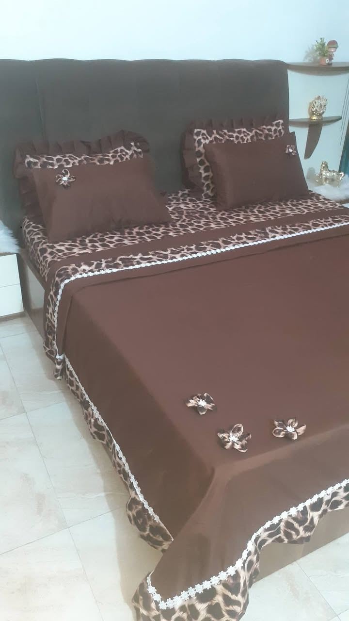 #جمال النمري 🐅فرشه نفرين قماش همايون #إماراتي درجه اولى 💯تتكون من ٦قطع #للحجز والاستفسار ع الخاص📲 يوجد خدمه توصيل داخل #المحموديه وجميع محافظات #العراق 🚕...........🏠


**إذا كنت صاحب هذا الإعلان وتريد حذفه لأي سبب، رجاءا أرسل رسالة إلى الدعم الفني**