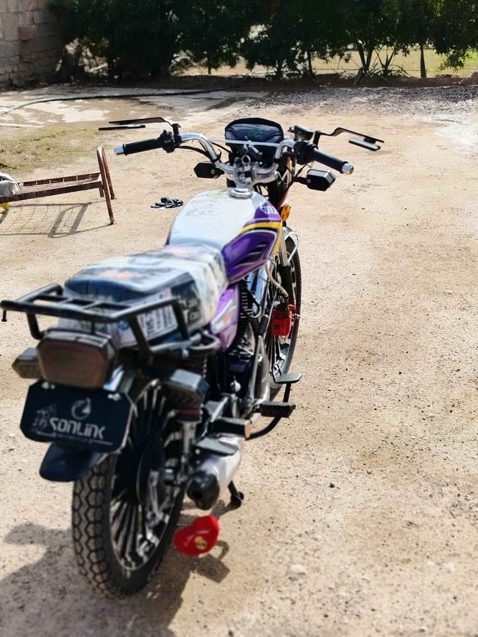 سيفان 2025 دراجه خير من الله محرك فول شلعه ومعدل فول دراجه ما ماشيه هواي بعدها اخت زيرو اوراق بيها سعر780وبيها مجال وحدة كارتونيه مكان ديالى دلي عباس ***********
