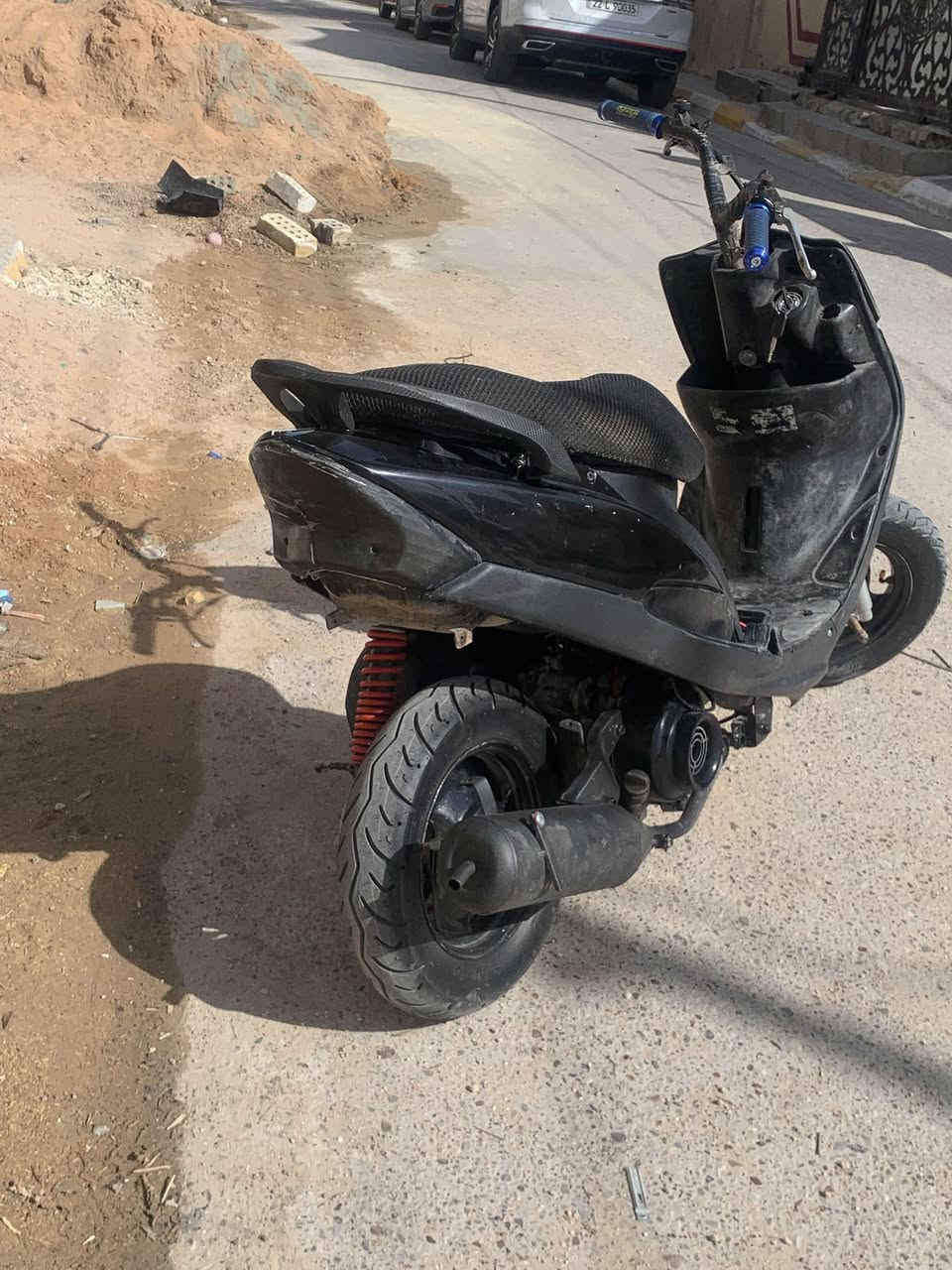 يدات رياضي
دبلات فول بلاديه 

بريك بل مكان 

سبايدر كاربون

كلها سوده الدراجه 

مكينه ناعمه فول 

صالنصه بلاديه كاتم

الكلج الأمامي خرز تعبانه فقط أو تريد تبدل كلج 

لن شلعه تعبانه فقط معدل

تاير خلفي جديد 

ضفيره جديده

كابريتر جديده 

دراجه نضيفه و معمره 

شوته جديده 

فلتر شوته جديد

صوندات جديده 

فاكيوم جديد 

دراجه كلش مرتبه 

كفر امامي شويه تعبان 

الخلفيات جدد سوادات مجولحات 

مكاني فلوجه سعرها ٢٢٥ قفل قفل قفل ***********
