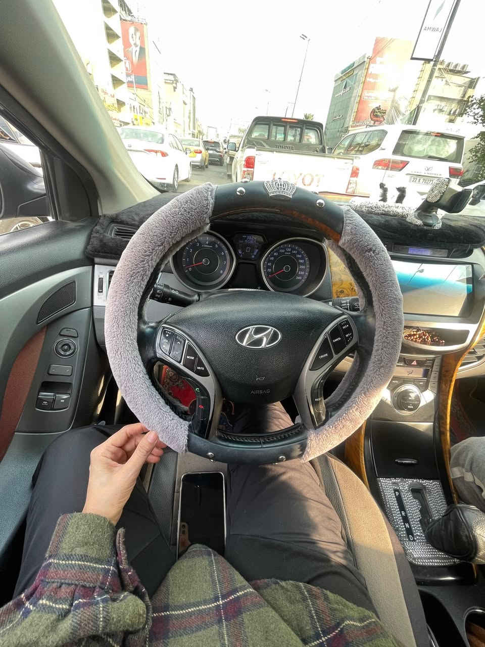 للبيع
هيونداي إلنترا (تك باب) موديل 2013 GLS،
مكينة 1800 نضيف
ماشية 151 الف
خالية من الحوادث، وارد خليجي،
 تحتاج كم شغلات بسيط.
السعر 95 ورقة و بيها مجال، ومستعجل بيعتة : رقم. *********** (واتس اب)
عندك شي تسأل عليه دزلي عالرقم.
