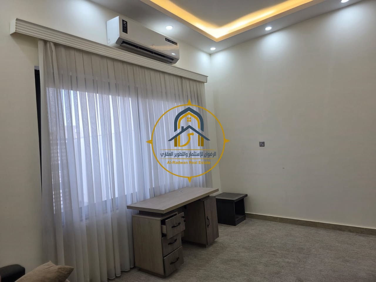 منزل تجاري حديث للإيجار البصره البراضعية 
 
  ❇️  يلائم الشركات والمكاتب الرسمية فقط
❇️ بدل الايجار 35 ورقه

  
 التفاصيل :
▪️غرف عدد6
▪️صالة 
▪️مطبخ  
▪️صحيات
▪️ديوانية
▪️كراج 

ـــــــــــــــــــــــــــــــــــــــــــــــــــــــ
  

للاستفسار الاتصال على الأرقام 🔻

***********📞
***********📞
  ***********📞

او زيارتنا للمزيد من العروض
 عنوان_المكتب
 البصرة - البراضعية - شارع سيد امين (قرب مركز الفيزا التركية) 
المــكــتــب مــجــاز قــانـونــيــاً
خدماتنا:- مقاولات عامة -تصميم خرائط-تصاميم داخلية-ديكورات داخلية-ترميم منازل
#نستقبل_عروضكم_وطلباتكم_التجارية_والسكنية 
الرضوان  للاستثمار والتطوير العقاري
#شركة #بيت #منزل #للايجار #عقارات #البصرة
