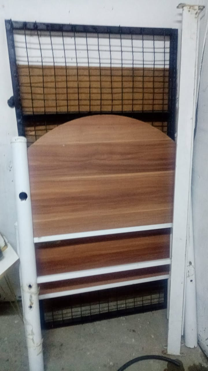 جربايه طفل سعرهه ٤٠
كومدي فقط يحتاجله سكه جديد ابيض ٢٥
ميز تلفزيون ٢٠


**إذا كنت صاحب هذا الإعلان وتريد حذفه لأي سبب، رجاءا أرسل رسالة إلى الدعم الفني**