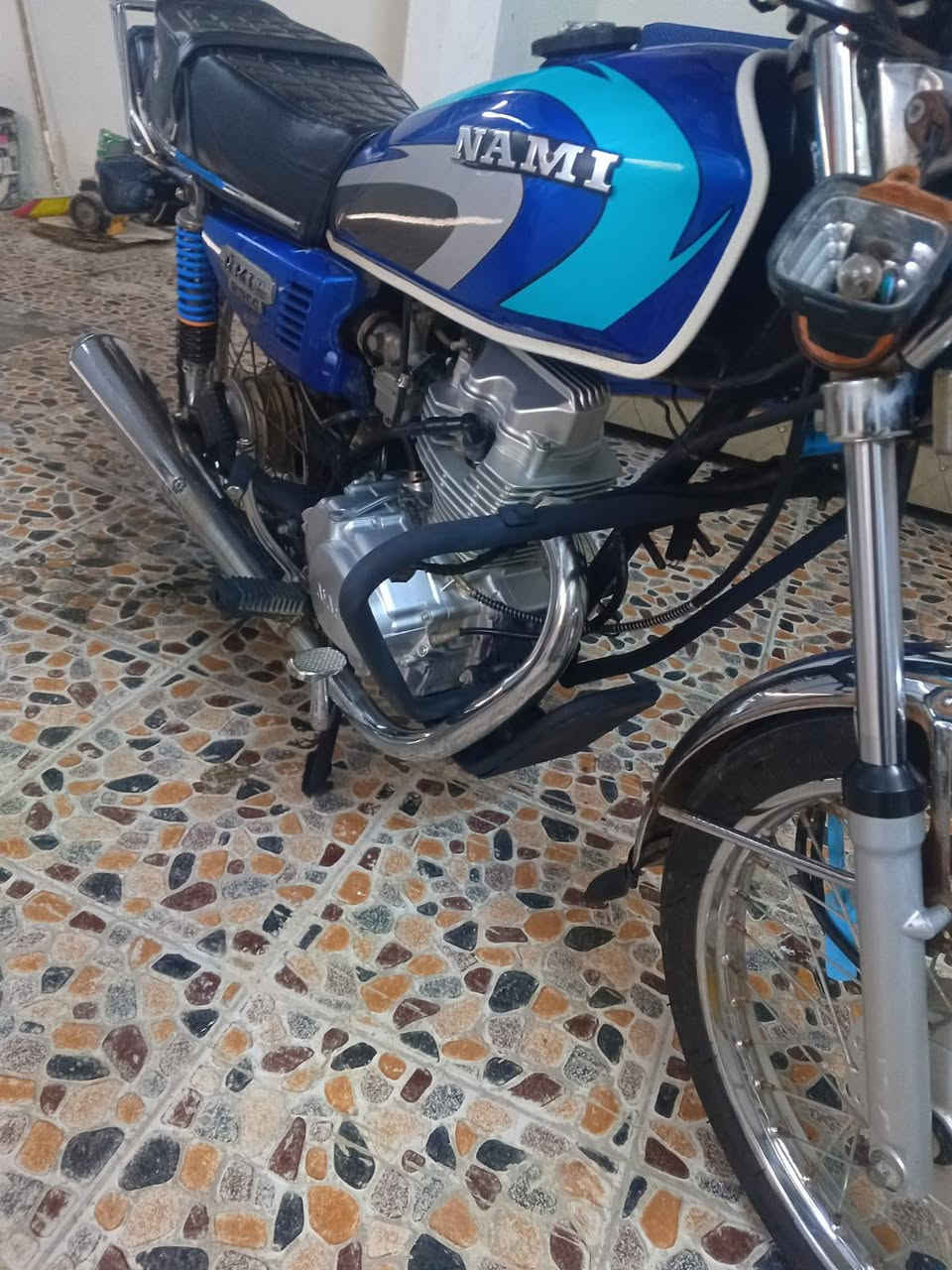 سلام عليكم دراجه للبيع سنويه باسمي مديل 24 سعر 1800قفل كلش متواجد واساب رقم*********** مكلف بل نشر
