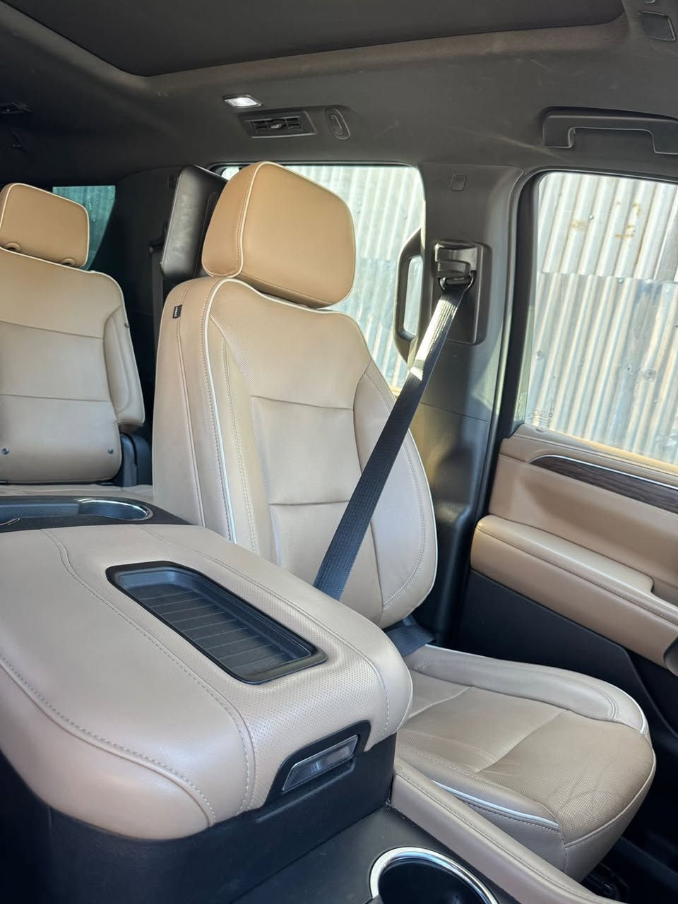 للبيع او مراوس 
تاهو موديل 2022 برايمر خليجي وكاله المنصور فول مواصفات ام جكات وداتا شو 

ماشيه 90الف كيلو  مكفوله كفاله عامه عدا بارد اربع اصابع اني مسوي ب جاملغ الامامي سحب pdr السعر 507 ورقه وبيه مجال بسيط 

 ***********
