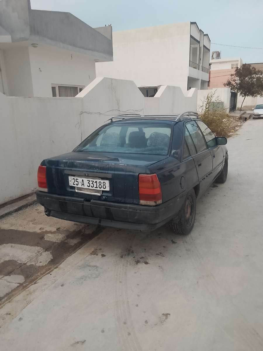 ئوميگا موديل 1989  مشرع واطني سنوي جديد ده فتر به نزين موجود  كير توماتيك  محرك 20   عنوان كركوك شوراو سعر. 23 بي مجال  

*********** كركوك, العراق
