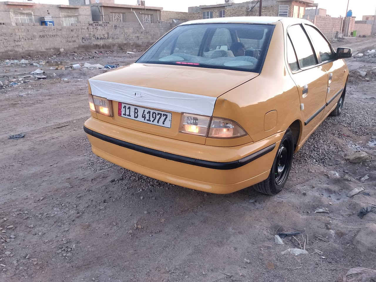 سمند ٢٠١١ رقم بغداد سنويه ٢٠٣٠ مصفره من كلشي هزه جديده مكينه وكير بلباكيت تخم تاير جديد حداديه جدينه 
كهربايات كل شغاله دوشمه جديده بيه دوس وهلالات معمرات تحويل مباشر مكان واسط كوت مركز المدينه 
سعر تصل ودلل ***********
