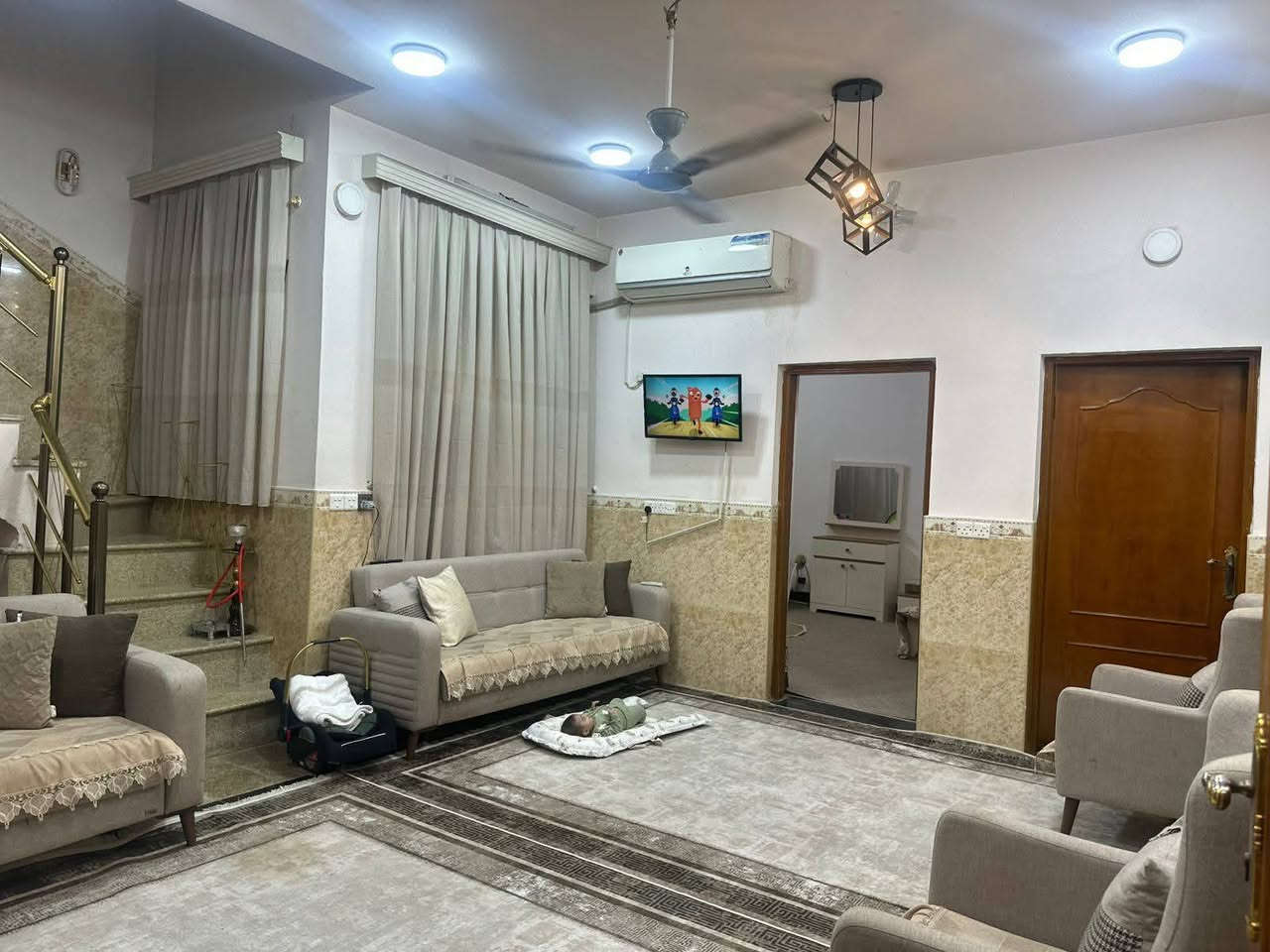 🩵اللهم صل على محمد وال محمد 🩵 
✨دار للبيع مساحة 200م حي العدالة شارع 25 بناء طابق واحد نضيف جدا غرفتين نوم قطاع 36 موقع مميز 
               #مكتب_حي_العدالة_للعقار 
📍عنوان المكتب : حي العدالة شارع المستوصف قرب عياده المرشدي لطب الأسنان
بإدارة محمد الجنابي
*********** 📞
بإدارة أبو أيه الحاتمي
***********📞
